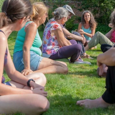 inspiratie & level-up weekend voor allerhande hulpverleners: dans, crea, lachen & psychodrama inspiratie & level-up weekend voor allerhande hulpverleners: dans, crea, lachen & psychodrama
