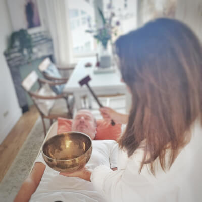 Hameau, Alexandra Alexandra Hameau