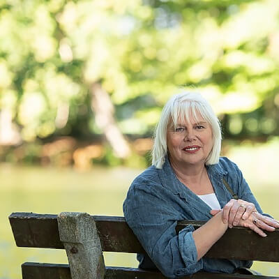 van Tienen, Anita Anita van Tienen