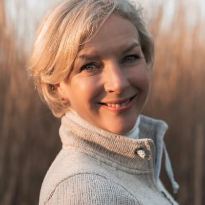van der Salm, Esther Esther van der Salm